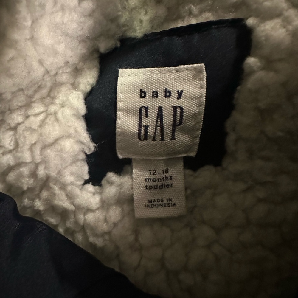 Baby Gap Sherpa Lined Puffer Vest Toddler Boys Size 12-18M, Navy Blue - Picture 2 of 3